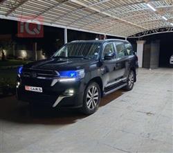 تويوتا لاندكروزر